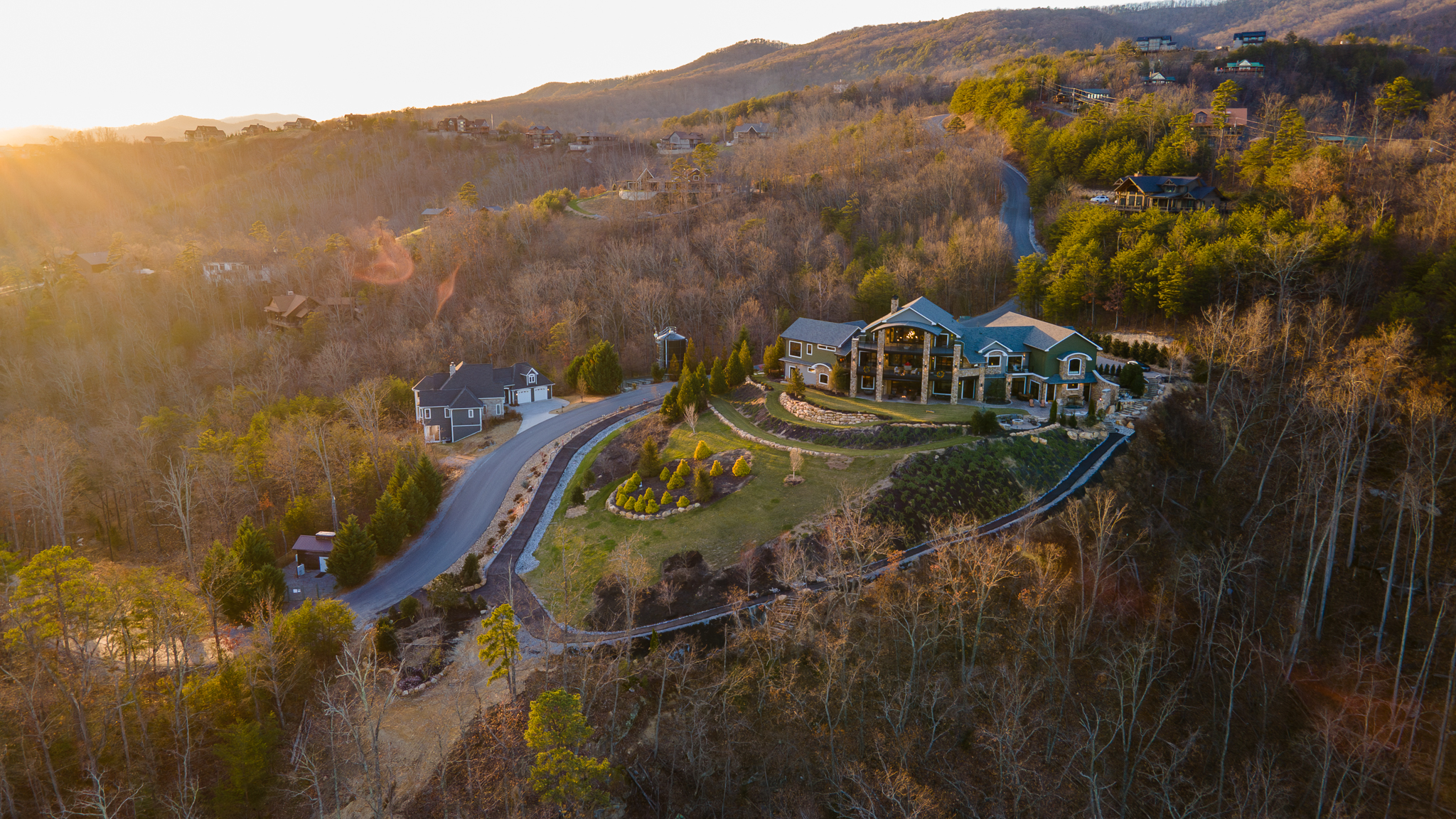 Family portrait session with mountain backdrop